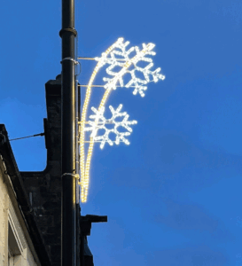 Festive Motif Linlithgow High Street 2024